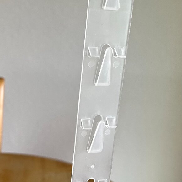 10-piece plastic hanging merchandise display strips w/hooks - Picture 4 of 4